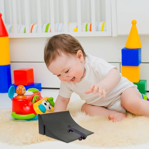 TOYANDONA Finger Skateboard Ramp Park Obstacle Mini Skatepark Accessory for Boys Training Coordination and Flexibility Development Prop