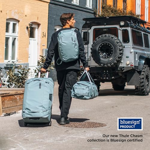 Thule Chasm Duffel bag, Weather-resistant materials, Easy packing, Converts to backpack, Internal pockets, Travel-ready - color: GOLDEN BROWN, size: 40L