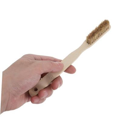 Ergonomic Wood Handle Climbing Hold Brush with Soft Bristles for Bouldering and Humid Environments, Sturdy Rock Climbing Chalk Brush for Removing Chalk and Dirt