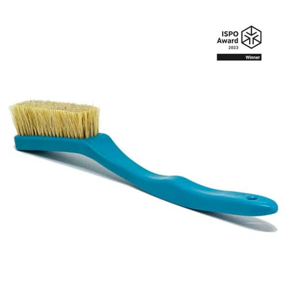 8BPLUS Climbing Brush made of 100% Recycled Ocean Plastic | Dense Boar Hair Bristles, Extremely Durable, Ergonomic Grip | Boulder Brush for cleaning Climbing Chalk and Climbing Holds | Ships as 1pcs