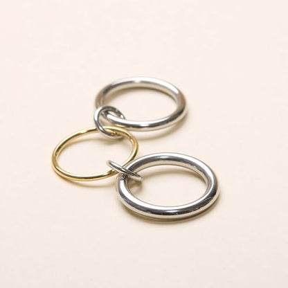 Shapes Studio Trio Linked Ring, stackable Ring, Minimalism style for women, Never Tarnish - size: 4, style: Three Band ( two silver)