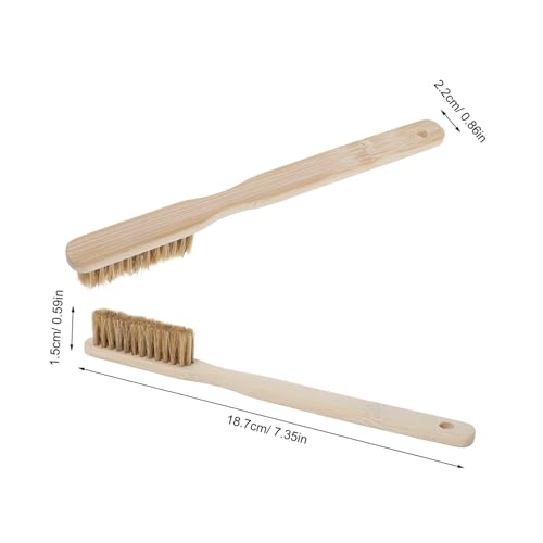 Rock Climbing Chalk Brush and Bouldering Cleaning Tool, Medium Size with Natural Boar Bristle, Mountaineering Hold Cleaner for Indoor and Outdoor Climbing Gear Maintenance