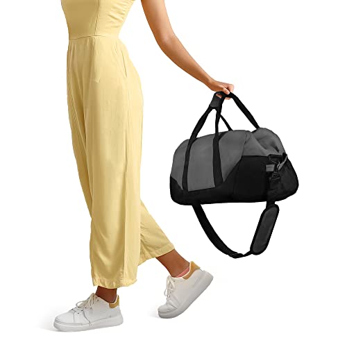 21" Large Duffle Bag with Adjustable Strap - color: Gray