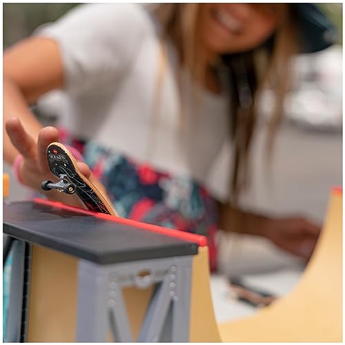 TECH DECK, Ultimate 20-Inch Half-Pipe Ramp Playset and Exclusive Primitive Pro Fingerboard, Kids Toys for Boys and Girls Ages 6 and up
