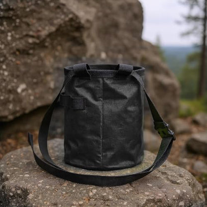 Rock Climbing Bag Gear | Gym Chalk Bag With Adjustable Waist Belt and Zippered Storage Pocket for Rock Bouldering Gymnastics Weightlifting Sports - color: Black