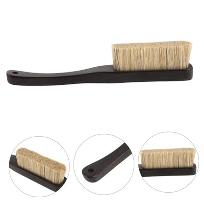 Mikinona Outdoor Climbing Chalk Brush with Wooden Handle and Fine Boar Hair Bristles for Efficiently Removing Chalk and Dirt from Natural Rock Holds, for Workouts and Outdoor Climbing