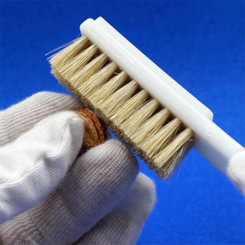 NUOBESTY 2pcs Rock Climbing Brush Boar Bristle and Sturdy Handle, Outdoor Sports Cleaning Tool for Boulder and Stone Holds, Convenient Climbing Supplies