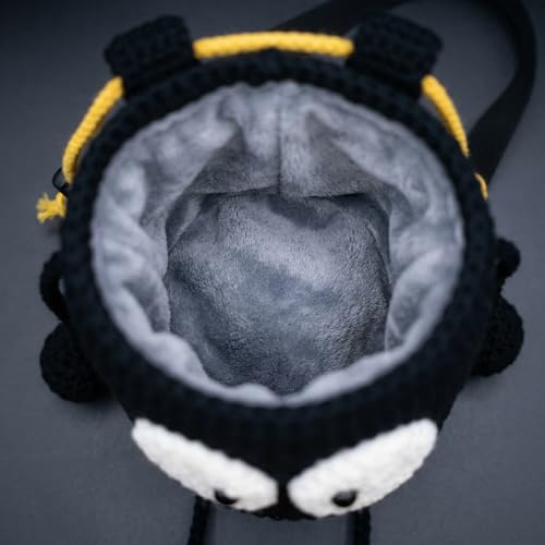 Handmade Crochet Rock Climbing Chalk Bag, Fun Plush Animal Chalk Pouch with Drawstring, Adjustable Waist Belt for Indoor Outdoor Bouldering Sport Climbing - style: Space Hero
