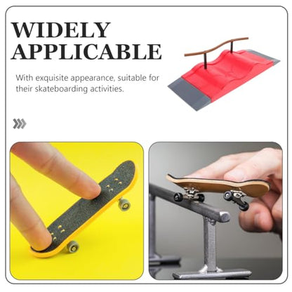 UPKOCH Mini Fingerboard Ramp with Rail Obstacle for Finger Skateboard Training Plastic Desk Skatepark Prop Fidget Toys for Kids