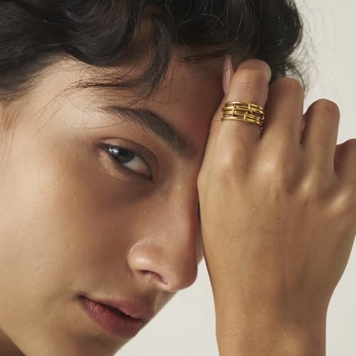 Shapes Studio Trio Linked Ring, stackable Ring, Minimalism style for women, Never Tarnish - size: 6, style: Five Band (all gold)