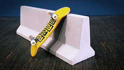 Acacia Grove Jersey Barrier for Fingerboard Skatepark - 1:12 Scale, Made of Concrete