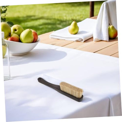 Yardwe Rock Climbing Chalk Brush with Fine Hair Bristles and Wooden Handle for Efficiently Removing Chalk and Dirt, Reducing Hand Fatigue, Suitable for Allseason Rock Climbing