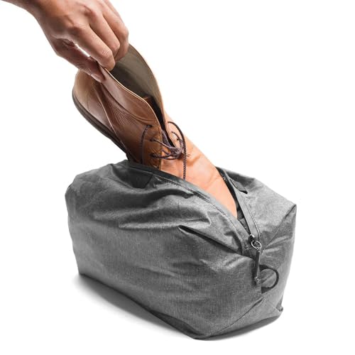 Peak Design Shoe Pouch, Charcoal, Ultralight Travel Organizer Bag for Shoes or Other Items, Weatherproof Shell, Packs into Itself, Fits 1–2 Pairs of Shoes, Works with Peak Design Travel Bags