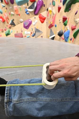 Hangboard for Rock Climbing,Climbing Training Board for Indoor and Outdoor Use - size: S（‎8.35 x 5.31 x 3.98 inches）