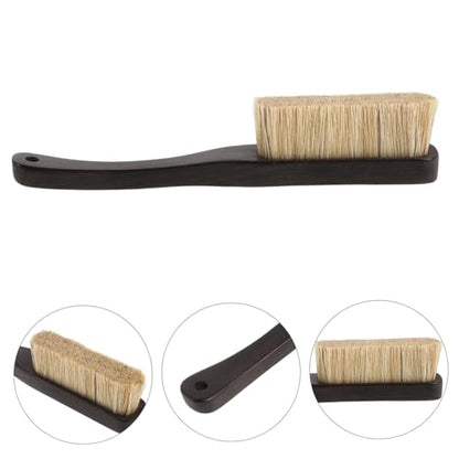 VOSAREA Climbing Chalk Brush with Boar Hair Bristles and Ergonomic Wood Handle Lightweight Design Excellent Grip for Outdoor Climbing and Natural Rock Cleaning Tool