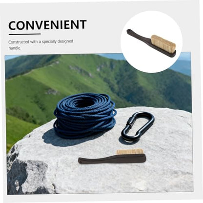 Outanaya Outdoor Climbing Chalk Brush with Boar Hair Bristles and Ergonomic Wood Handle, Lightweight Design for Excellent Grip, for Cleaning Natural Rock Holds During Workouts and Outdoor