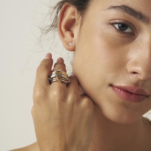 Shapes Studio Trio Linked Ring, stackable Ring, Minimalism style for women, Never Tarnish - size: 8, style: Five Band ( Three Silver, One Gold, One Rose Gold)