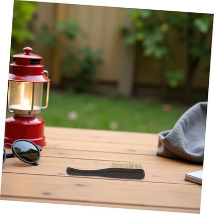 Wooden Chalk Brush with Boar Hair Bristles for Rock Climbing Holds and Natural Rock Cleaning, Lightweight Design with Ergonomic Handle, for Outdoor Climbing and Workouts