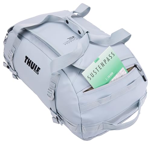 Thule Chasm Duffel bag, Weather-resistant materials, Easy packing, Converts to backpack, Internal pockets, Travel-ready - color: Soft blue, size: 40L