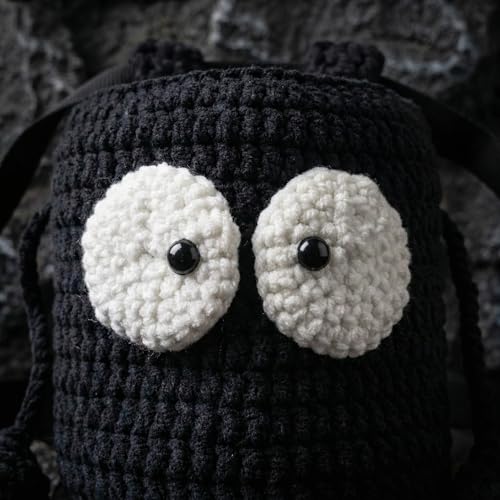 Handmade Crochet Rock Climbing Chalk Bag, Fun Plush Animal Chalk Pouch with Drawstring, Adjustable Waist Belt for Indoor Outdoor Bouldering Sport Climbing - style: Space Hero