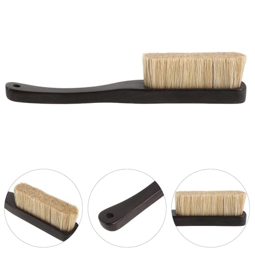 Boar Hair Climbing Chalk Brush with Wooden Handle Outdoor Rock Cleaning Tool for Bouldering and Wall Grip Ergonomic Design for Efficient Chalk Dust Removal and Moisture Adaptation
