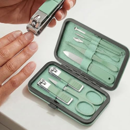Manicure Kit for Women Men-Manicure Set with Case, Nail Clippers, Portable Nail Care Kit for Travel Home Personal Grooming（Green 8 in 1） - color: Green1