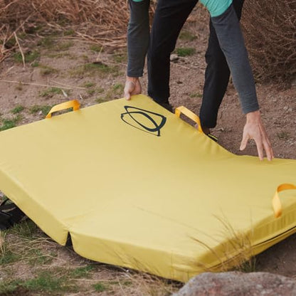 Asana Focus Crash Pad for Bouldering & Climbing - Dual Density Foam with Open/Closed Cell Layering - Deluxe Suspension System - Metal Cam Buckles & High-Vis Handles - 48x36x4