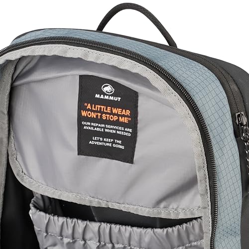 Mammut Ducan 22 – Unisex Outdoor Backpack for Hiking, Running, and Everyday Adventures, Strata-Black, 22L - color: Strata-black
