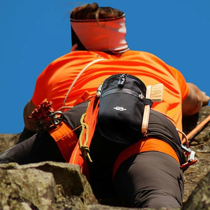 Climbing Chalk Bag with Brush Watertight Bouldering Bucket Zippers Storage Pocket Drawstring Closure Climbing