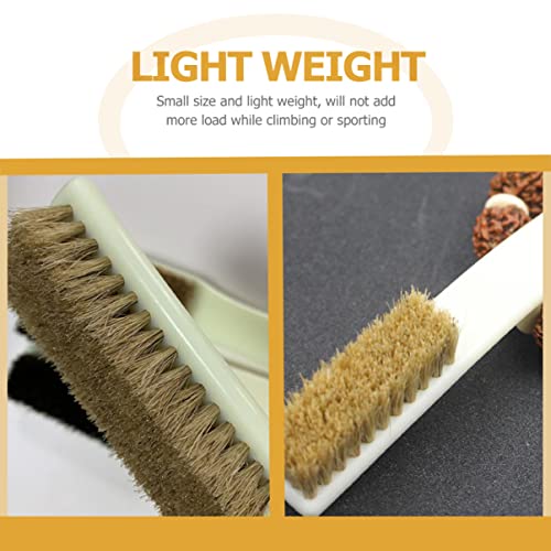 2pcs Walnut Stone Cleaning Brush Stiff Bristle Brush for Climbing Sports Outdoor Walls