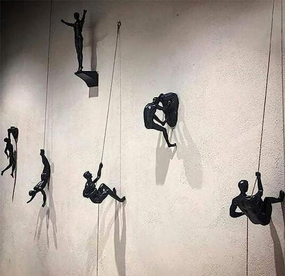 Set Of 2 Climbing Man Wall Art Decor Rock Climbing Men Figures Wall Hanging Design Gifts 3D Wall Art Outdoor Mountain Decoration Signage Cool Man Cave Stuff Wall Walking Western Sculpture