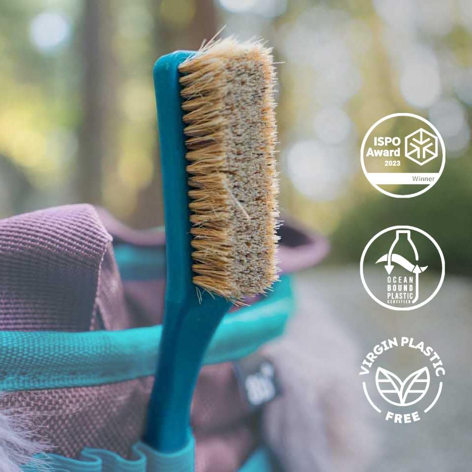 8BPLUS Climbing Brush made of 100% Recycled Ocean Plastic | Dense Boar Hair Bristles, Extremely Durable, Ergonomic Grip | Boulder Brush for cleaning Climbing Chalk and Climbing Holds | Ships as 1pcs